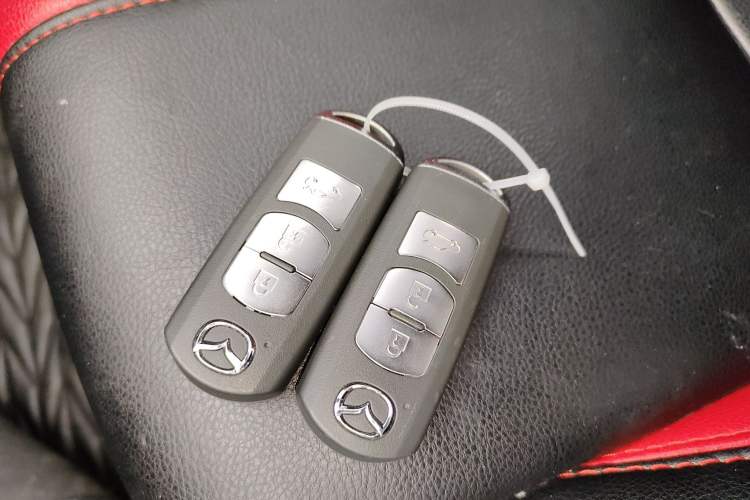 Used Mazda Mazda 3 Axela 2017 Sedan 1.5L Automatic Luxury Model Emission Standard China V