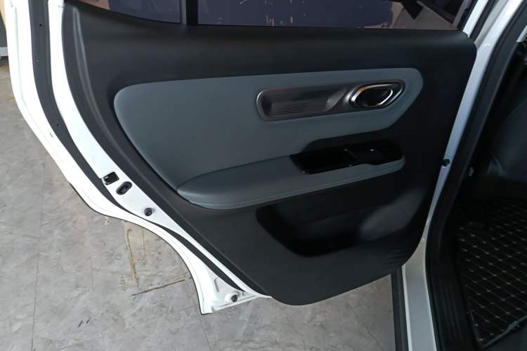 Used AION Y 2023 Plus 510 Smart Edition
