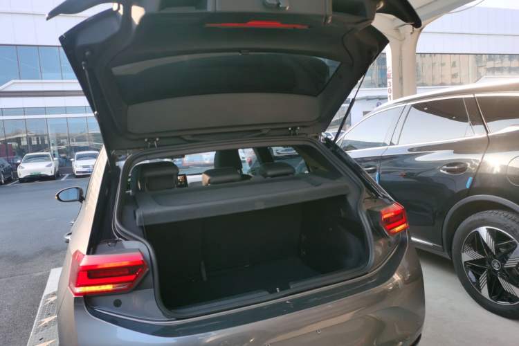 Used Volkswagen ID.3 2022 Active Pure Intelligent Enjoyment Edition
