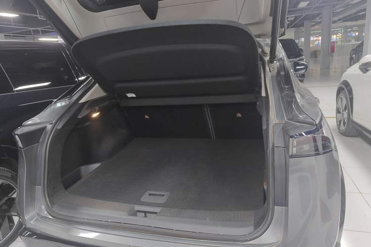 Used Nissan ARIYA 2022 Four-Wheel-Drive High-Performance Top-Tier Model
