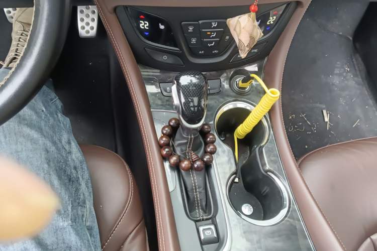 Used Buick Envision 2014 28T Four-Wheel Drive Elite Model
