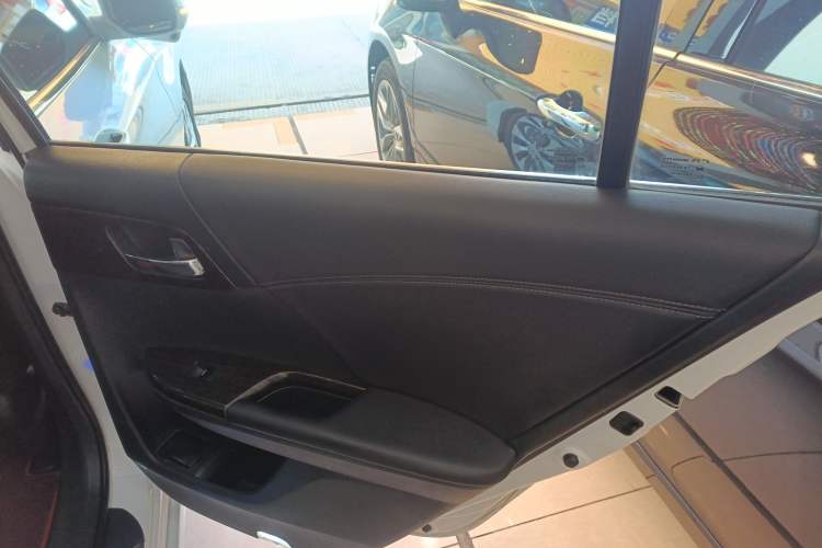 Used Honda Accord 2015 2.4L EX Luxury Edition
