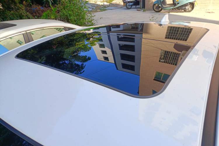 Used Honda Vezel 2020 1.5L CVT Pioneer Edition
