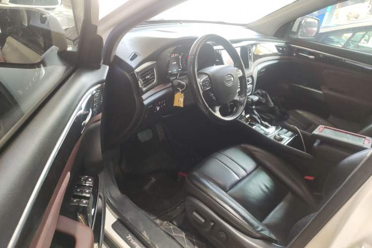 Used GAC Trumpchi GS8 2017 320T Four-Wheel Drive Luxury Smart Connectivity Version (7 Seats)
