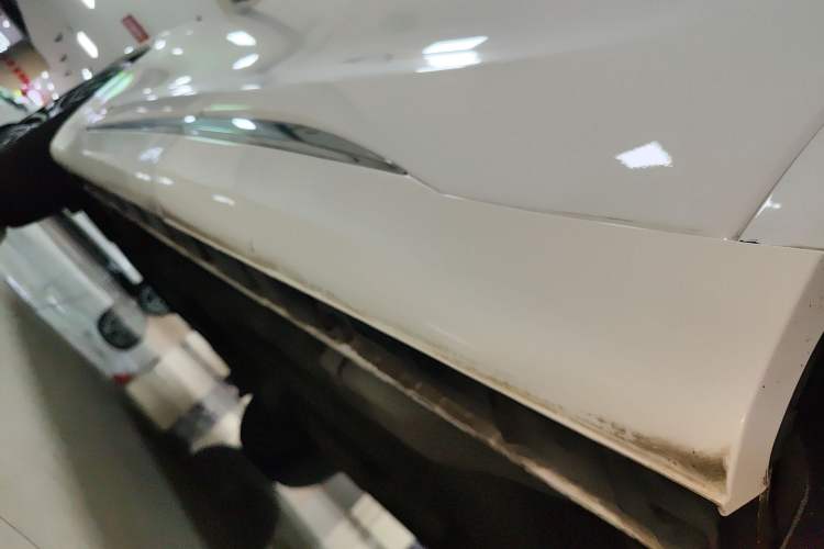 Used  Lingyun 2019 1.6T Two-Wheel Drive Diamond Edition
