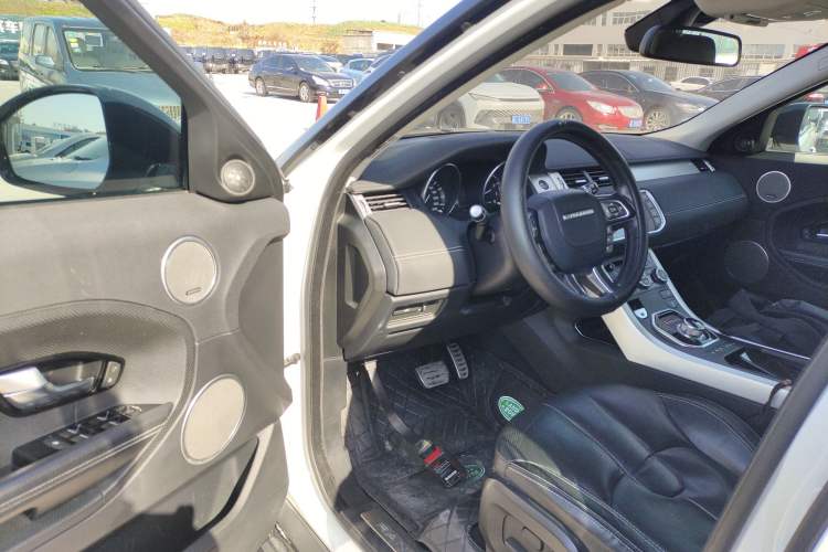 Used Land Rover Range Rover Evoque 2015 2.0T 5-Door Ignite Edition
