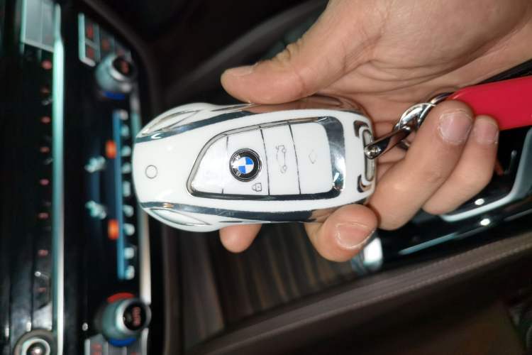 Used BMW 5 Series 2020 530Li Luxury Edition Premium Package
