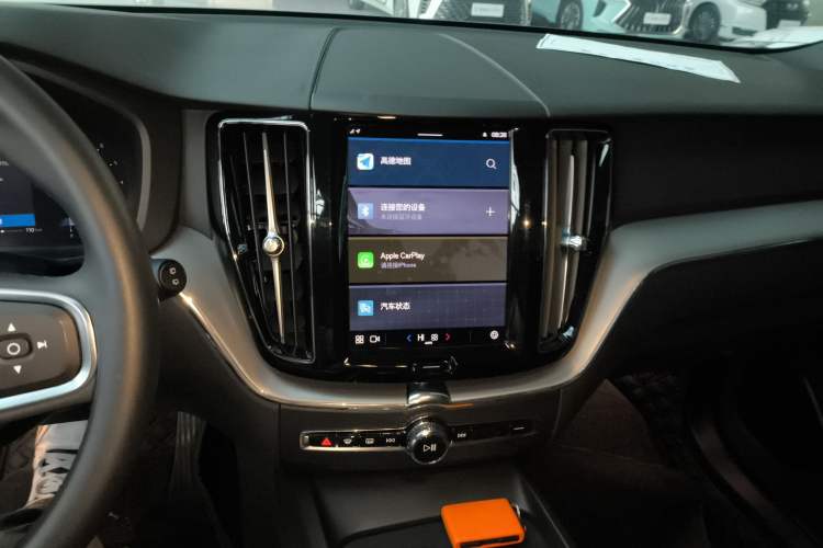 Used Volvo XC60 2024 B5 4x4 Smart Luxury Edition
