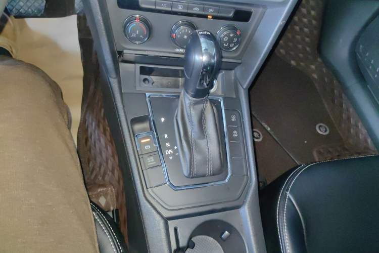 Used Volkswagen Lamando 2021 230TSI DSG Fashion Edition
