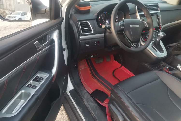 Used Haval M6 2019 1.5T DCT Two-Wheel Drive Elite Version China VI Standard
