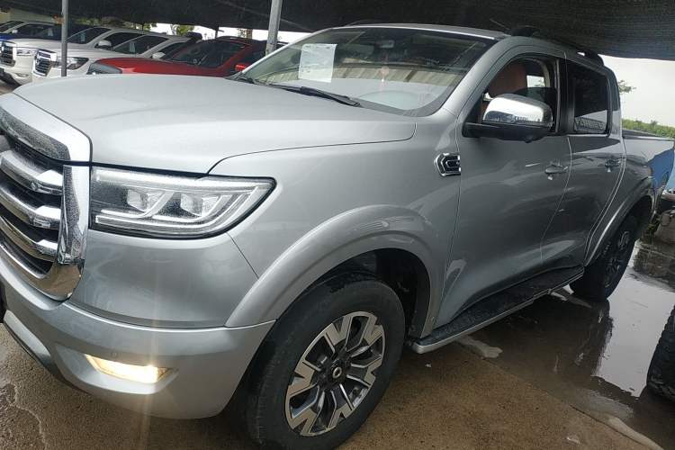 Used Great Wall Poer 2021 2.0T Global Version Automatic Diesel 4x4 Sporty Standard Cab GW4D20M
