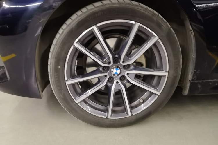 Used BMW 3 Series 2024 325Li M Sport Package