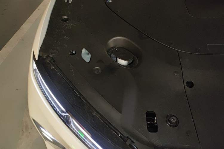 Used Nio ES8 2024 75 kWh
