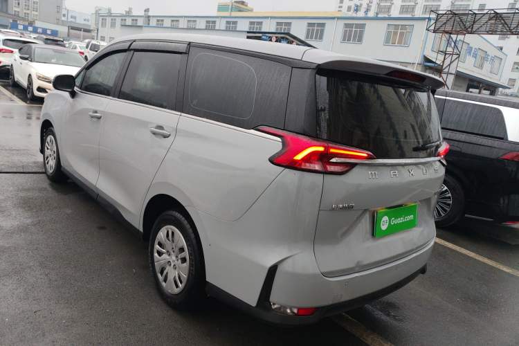 Used SAIC MAXUS EUNIQ 5 2020 Elite Edition 7 Seats
