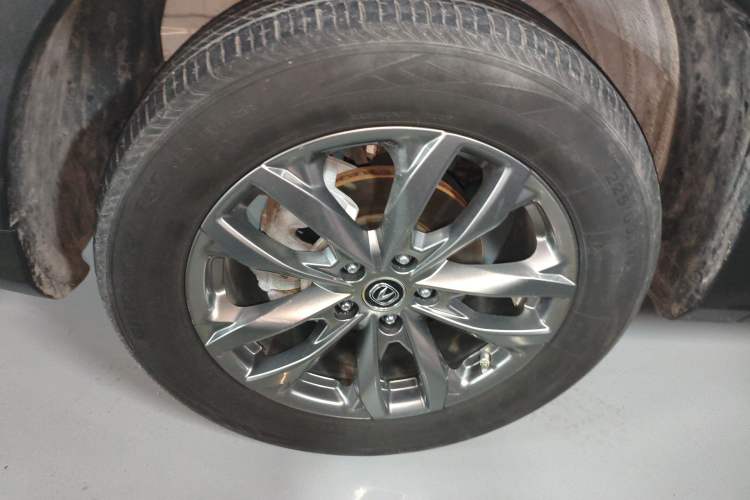 Used Changan CS75 2021 Honor Million Edition 280T DCT Prestige Model
