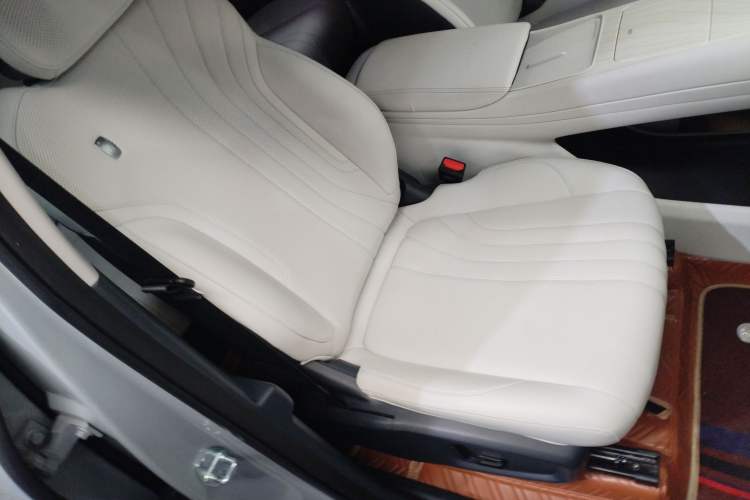 Used  E5 2024 440km Exploration Version
