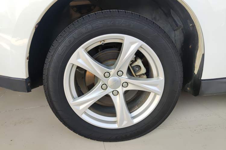 Used Haval H2 2018 Chuanxiang Edition 1.5T Dual-Clutch Two-Wheel Drive Fashion Model China V Standard
