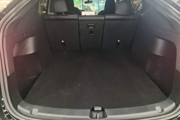 Used Tesla Model Y 2022 Revised Version Long-Range All-Wheel Drive
