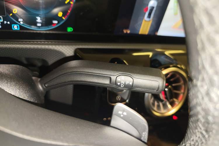 Used Mercedes-Benz A-Class 2022 Revised Version A 200 L Sport Sedan Fashionable Style