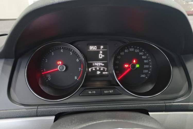 Used Volkswagen Lavida 2017 1.6L Automatic Comfort Edition