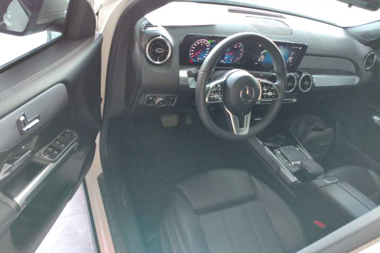 Used Mercedes-Benz GLB 2023 GLB 200 Dynamic Edition
