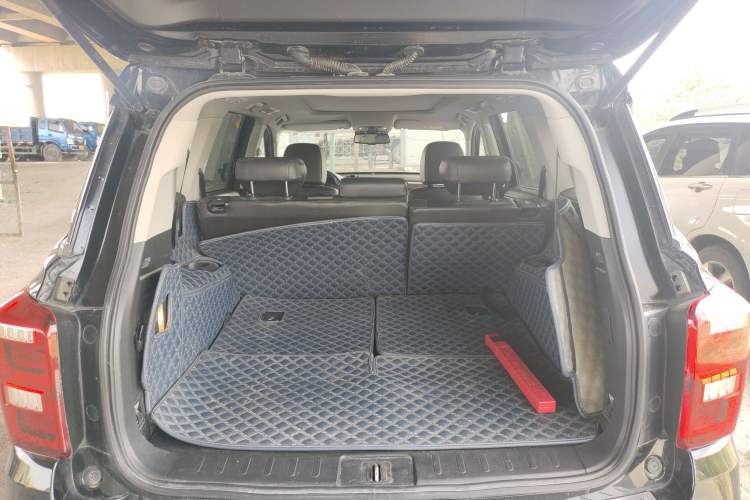 Used GAC Trumpchi GS8 2017 320T Two-Wheel Drive Luxury Smart Connectivity Version (7 Seats)