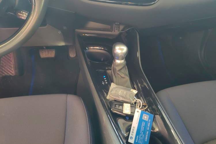 Used Toyota C-HR 2018 2.0L Luxury Edition China V Standard
