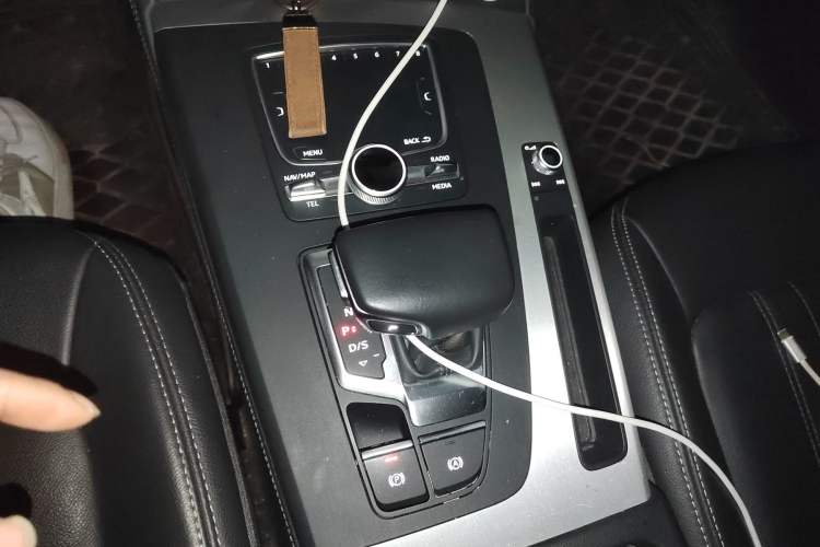 Used Audi Q5L 2020 Updated 40 TFSI Prestige Fashion Edition
