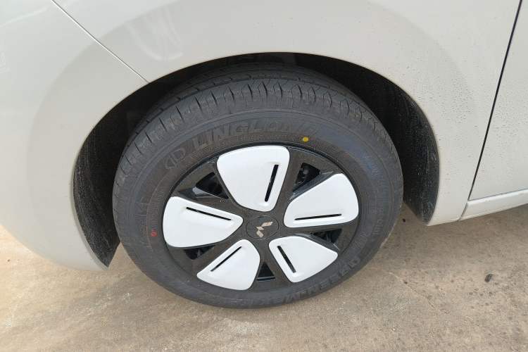 Used Wuling Hongguang MINIEV 2025 Four-Door Version Advanced Edition
