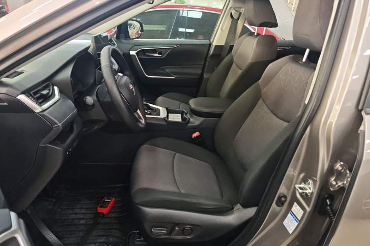 Used Toyota RAV4 2020 Dual-Engine 2.5L E-CVT Four-Wheel Drive Elite Edition
