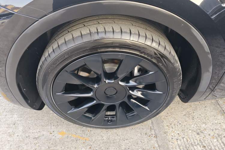 Used Tesla Model Y 2021 Standard Range Rear-Wheel Drive Version