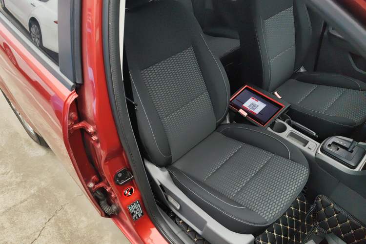 Used Ford Focus 2013 Hatchback Classic 1.8L Automatic Base Model
