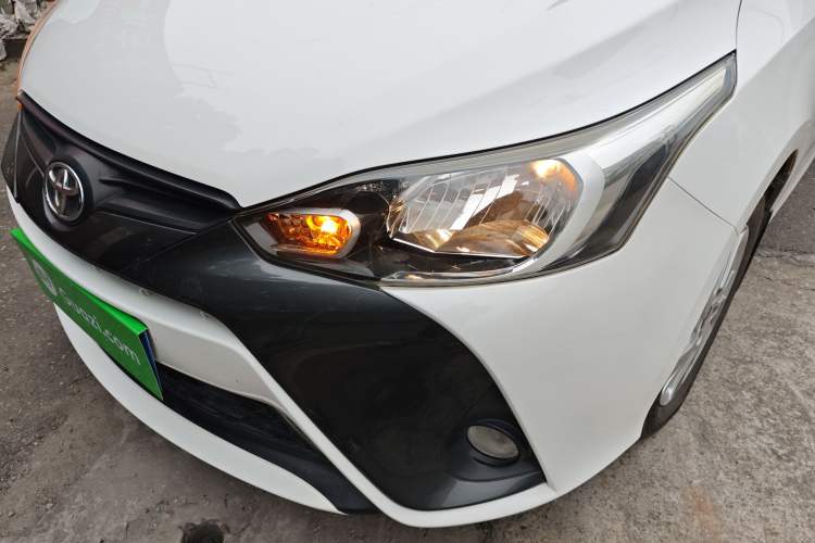 TDK.VehicleDetails.img