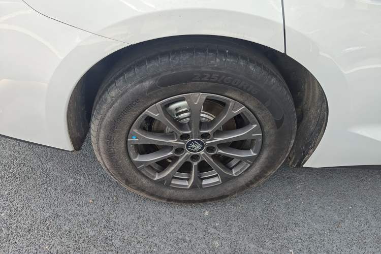 Used BYD Qin L 2025 DM-i Smart Drive 80KM Leading Model
