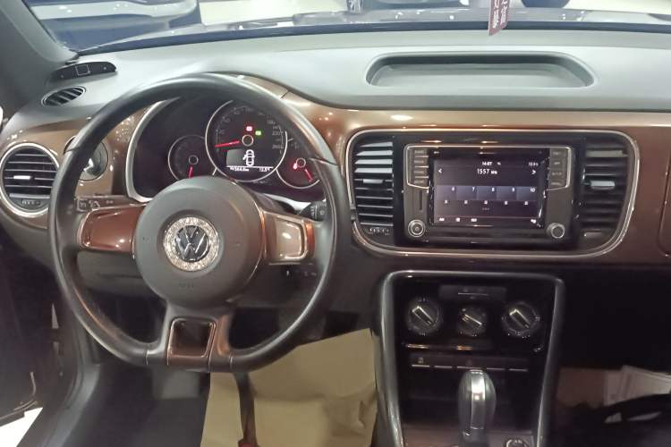 Used Volkswagen Beetle 2018 180TSI Yile Model
