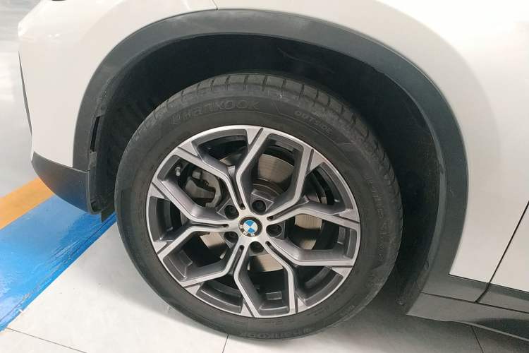 Used BMW X1 2021 Restyled sDrive25Li Leading Edition
