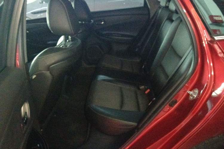 Used Honda Spirior 2015 2.0L Prestige Edition
