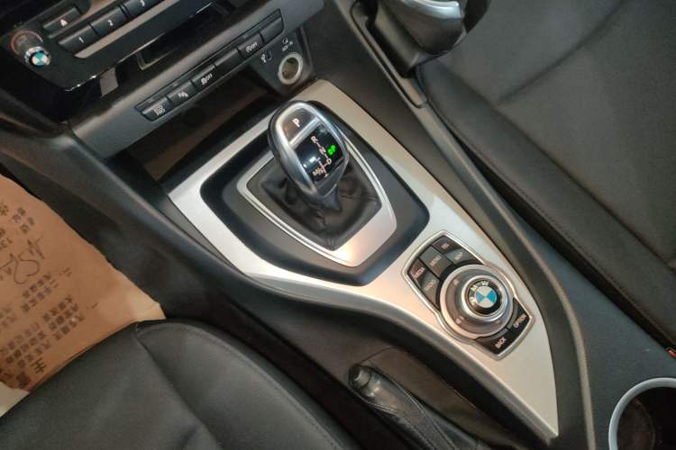 Used BMW X1 2014 sDrive18i Leading Model
