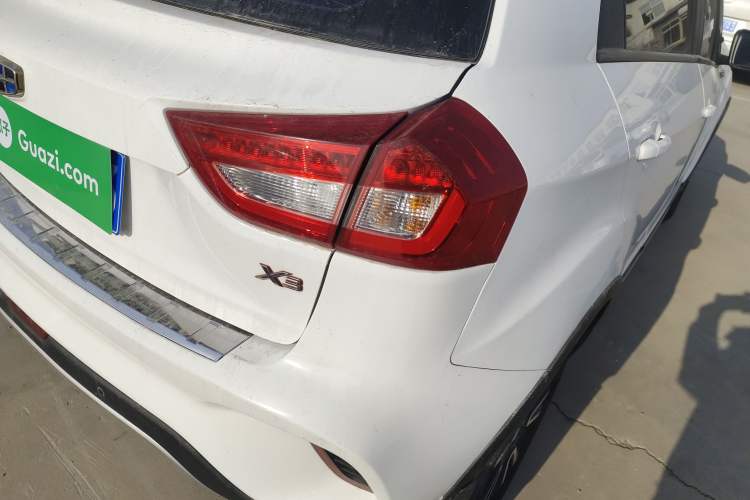 Used Geely Auto Vision X3 2017 1.5L Manual Luxury Model
