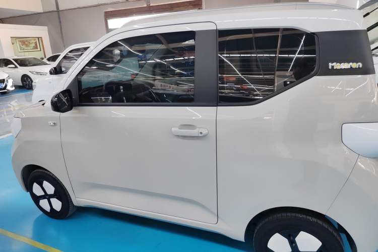 Used Wuling Hongguang MINIEV 2024 3rd Generation 215km Advanced Version