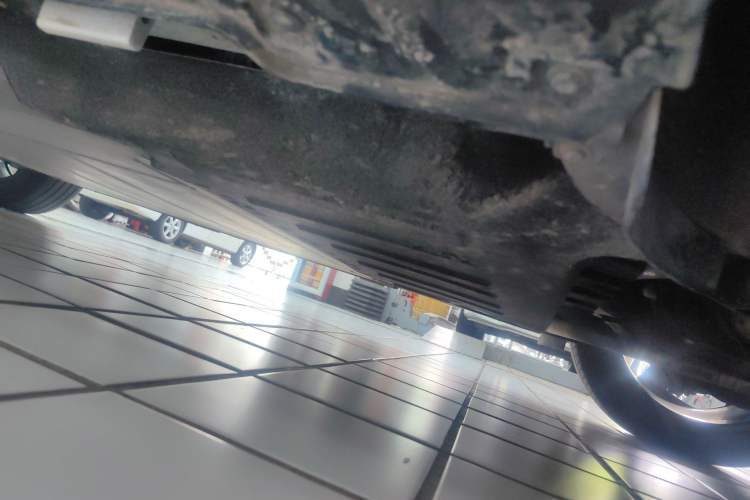 Used NETA L 2024 Extended-Range 310 Flash-Charge Red Edition
