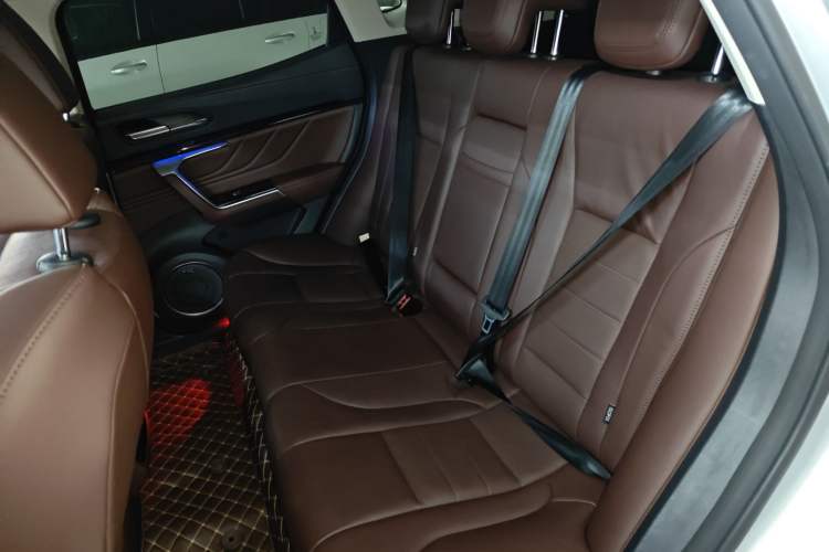 Used Wey VV5 2017 2.0T Flagship Edition
