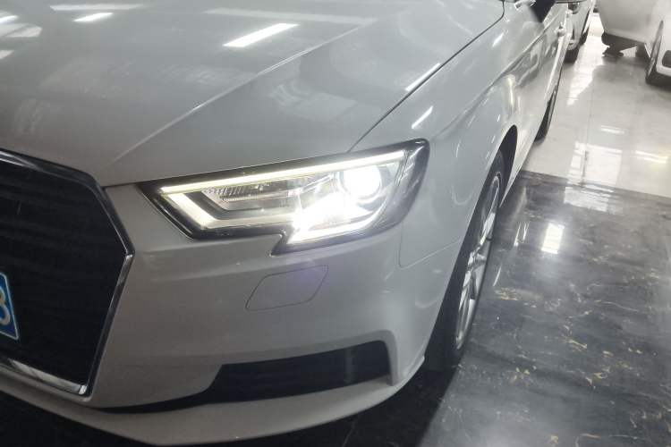 Used Audi A3 2018 30th Anniversary Edition Sportback 35 TFSI Ambition Model
