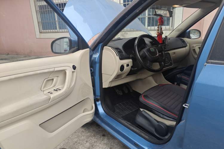 Used Skoda Fabia 2012 1.4L Manual Jingling Edition