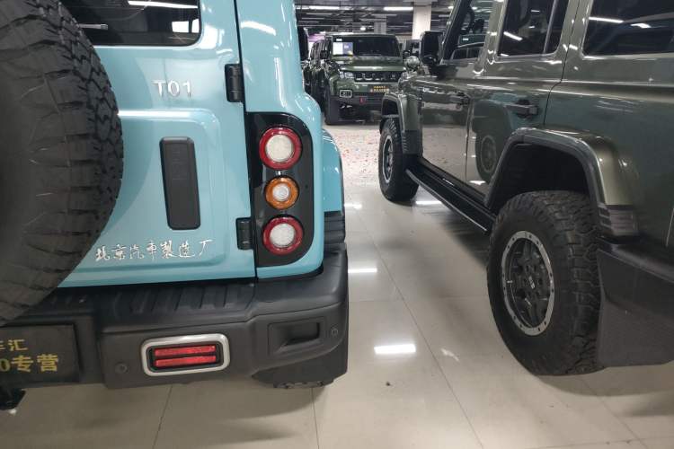 Used  T01 2025 2.0T Changfeng
