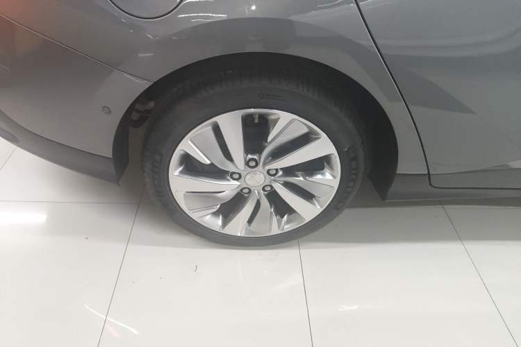 Used Buick Velite 6 2020 Plug-in Hybrid Connected Smart Model
