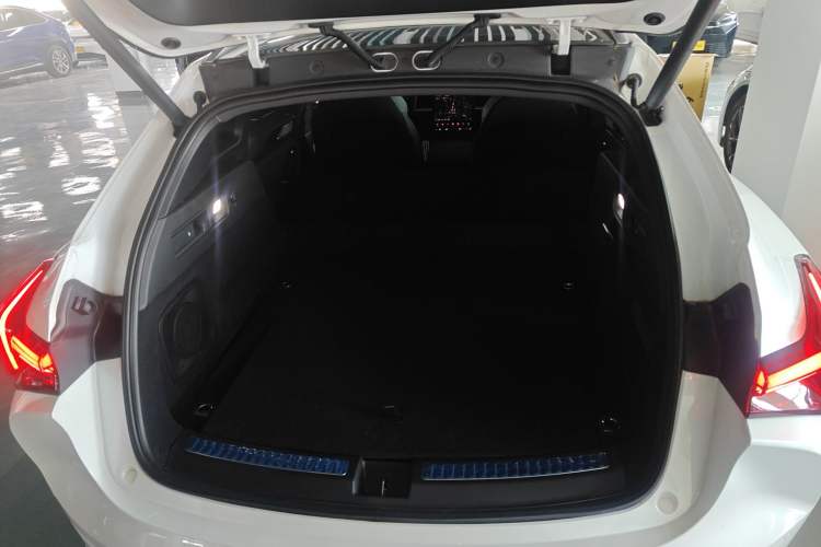 Used NETA S Shooting Brake 2024 Range-Extended 300 Standard Edition
