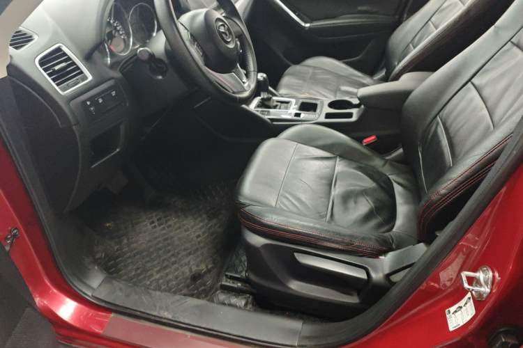 Used Mazda CX-5 2015 2.0L Automatic Two-Wheel Drive Urban Version
