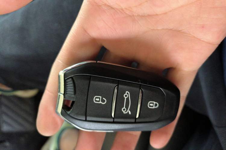 Used Citroen C4L 2013 1.8L Automatic Jingzhi Edition