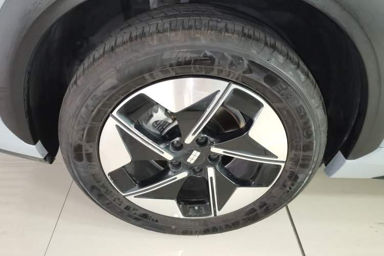 Used  E5 2024 530 km Exploration+ Version
